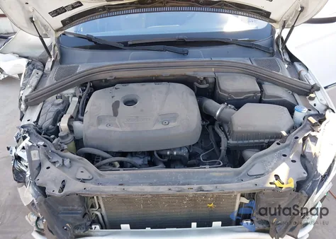 2017 Volvo Xc60 T5 Inscription z USA, uszkodzony, nr VIN YV440MDU6H2023396